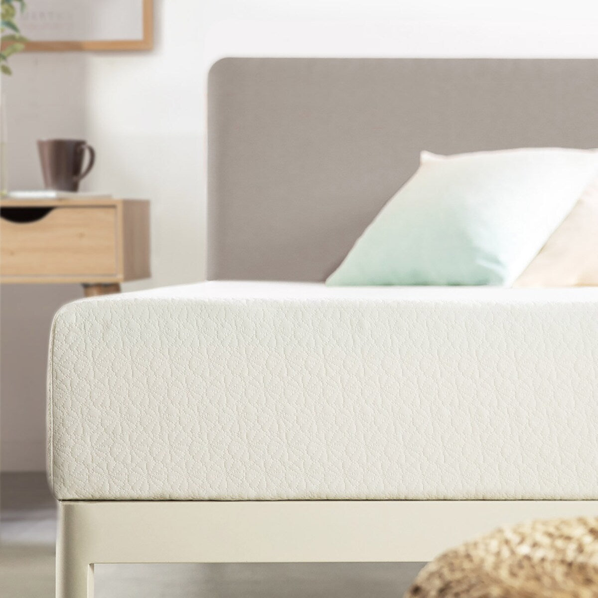8-inch Layered Memory Foam Mattress by Crown Comfort