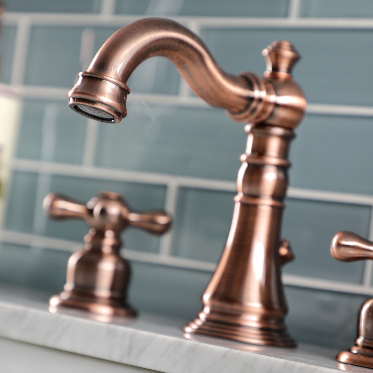 American Classic 8 in. Widespread Bathroom Faucet