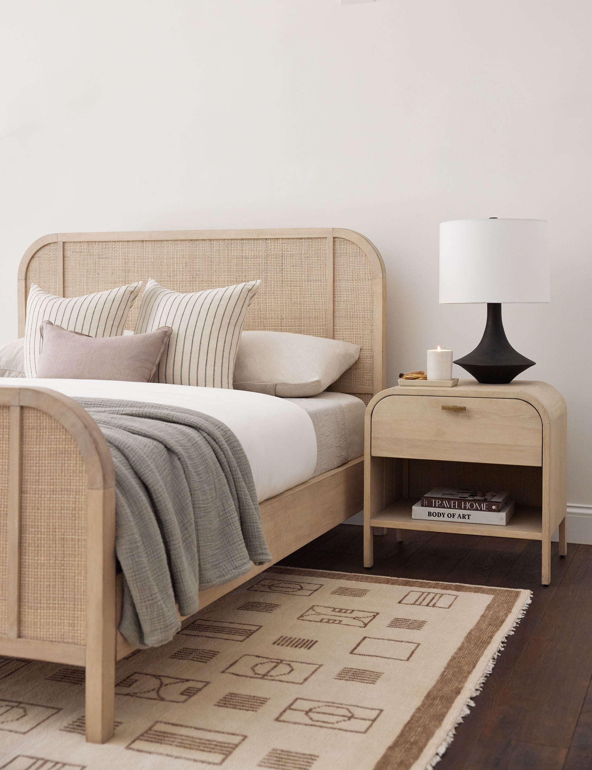 Coulwood Table Lamp