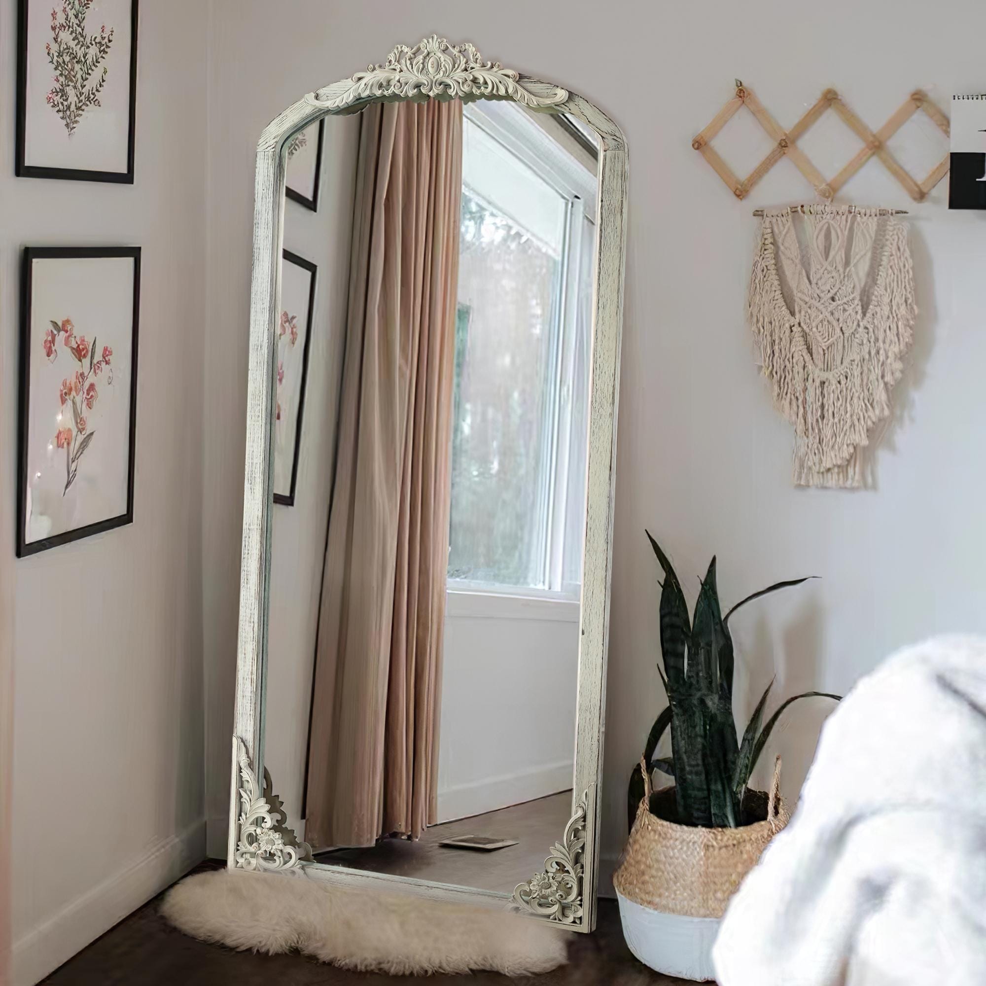 Arched Full-Length Solid Wood Carving Floor Mirror