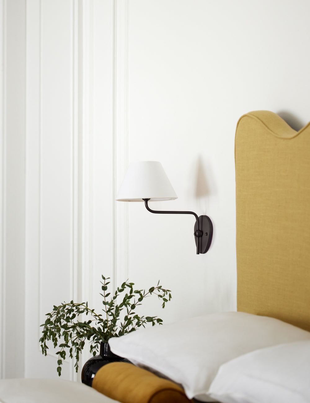 Magdalene Single Sconce