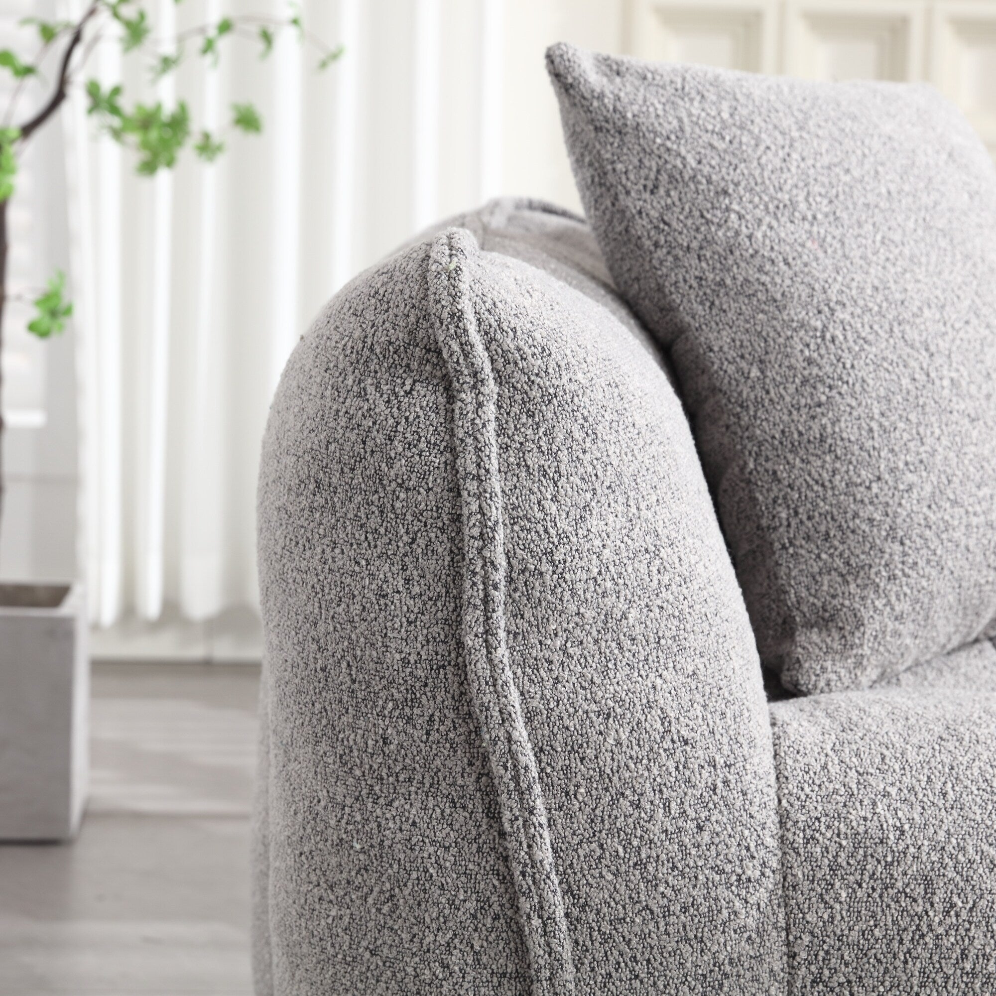 Comfortable square recliner sofa