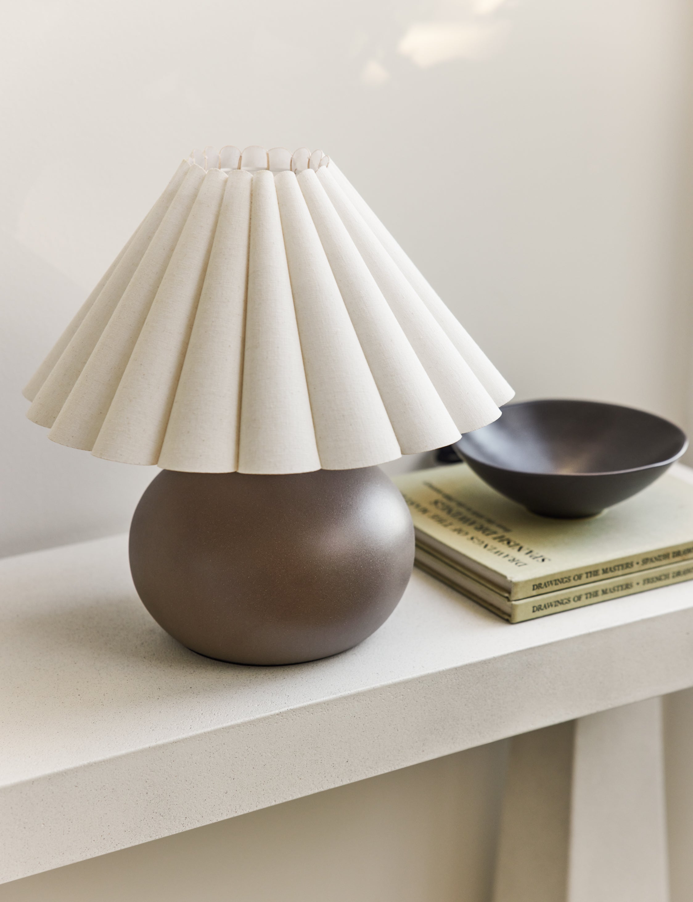 Luis Table Lamp