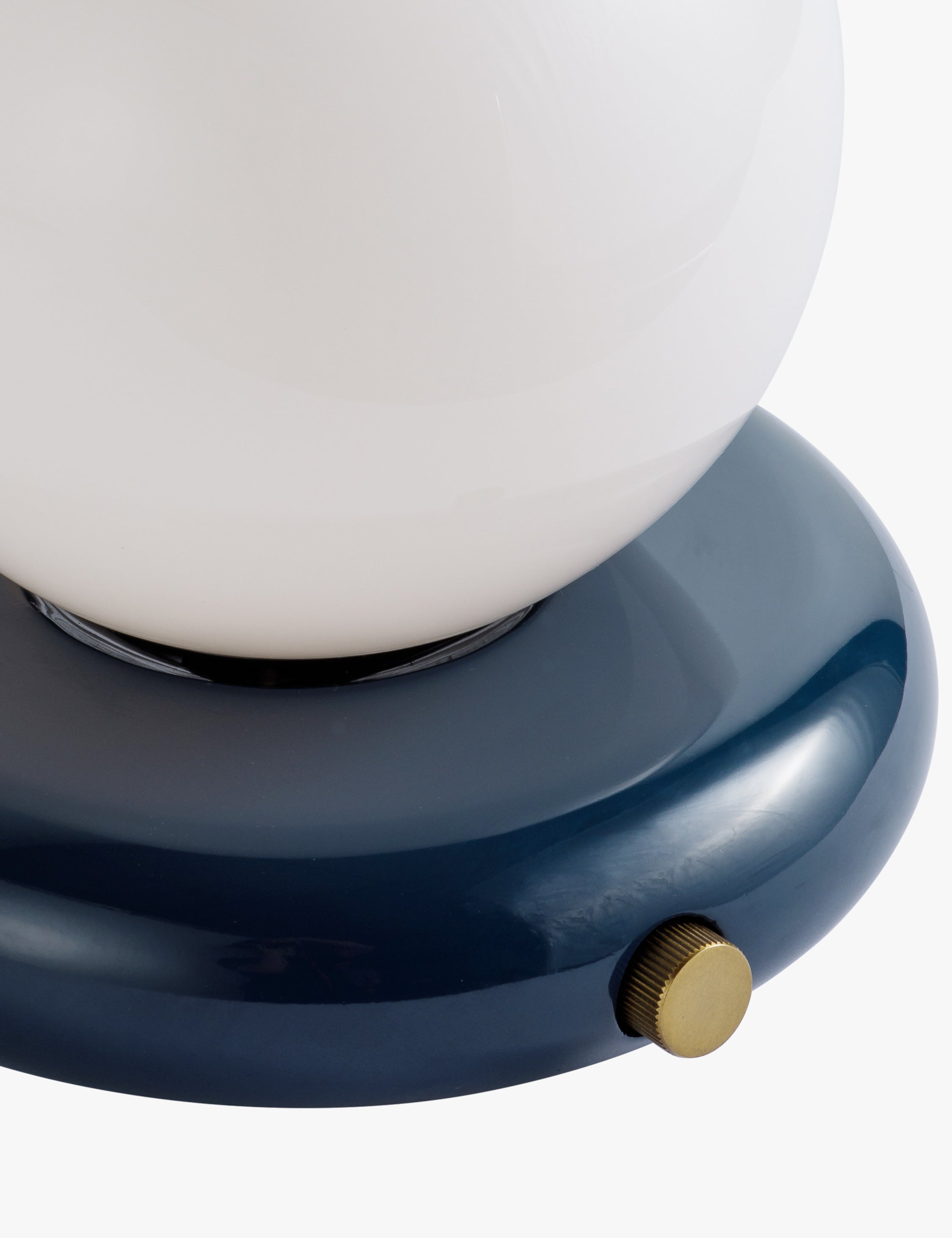 Washburn Cordless Table Lamp