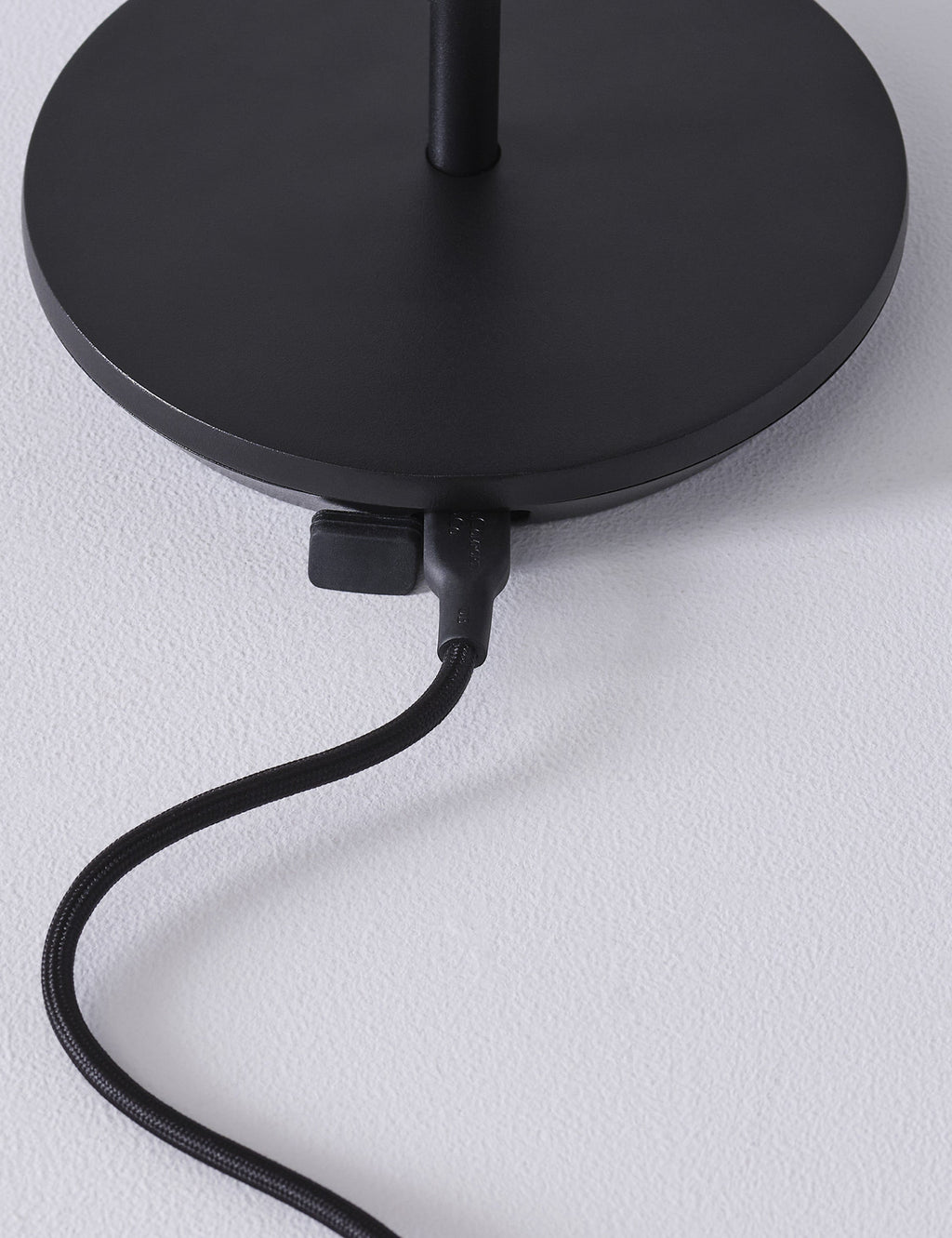 Carla Cordless Table Lamp