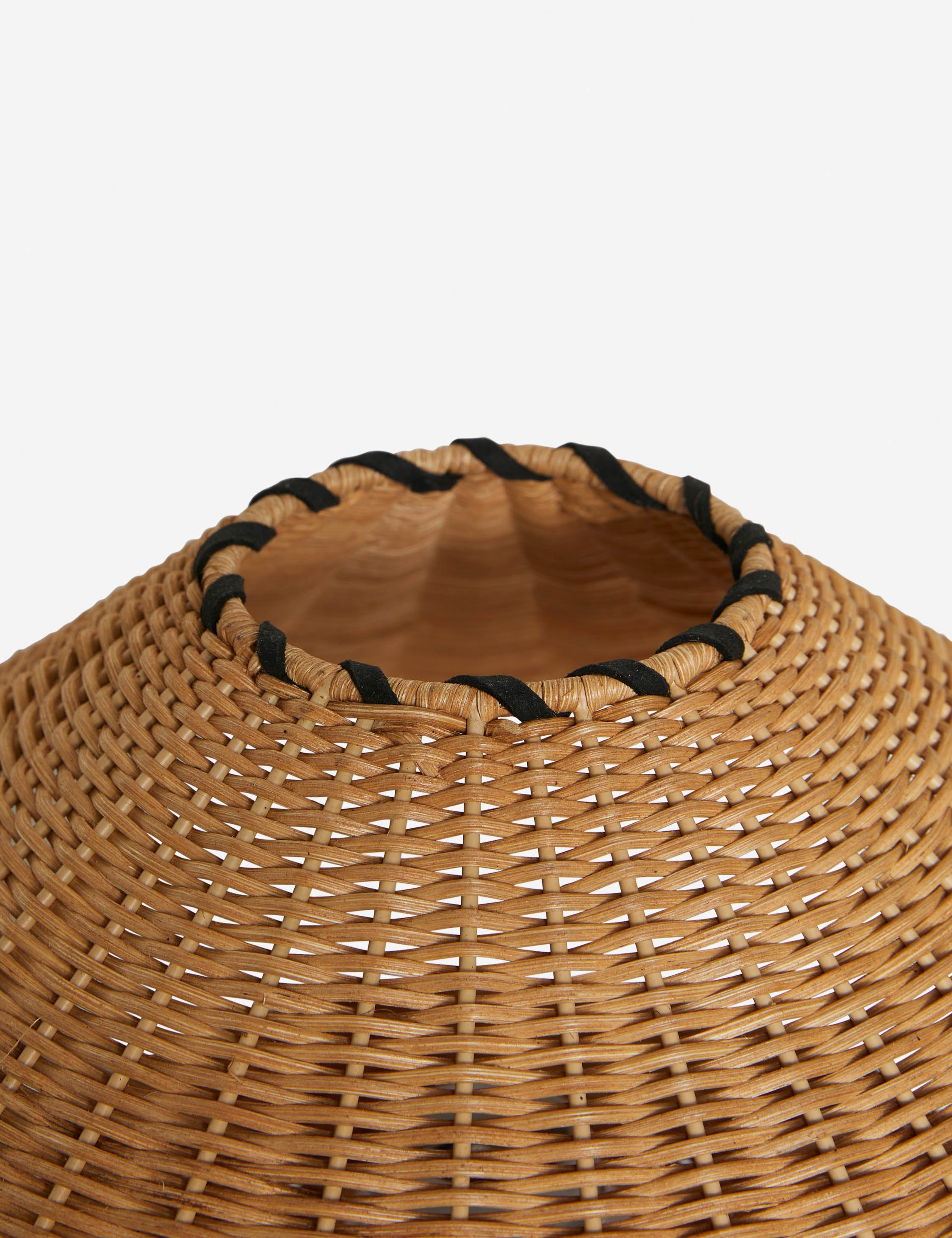 Terrene Table Lamp by Élan Byrd
