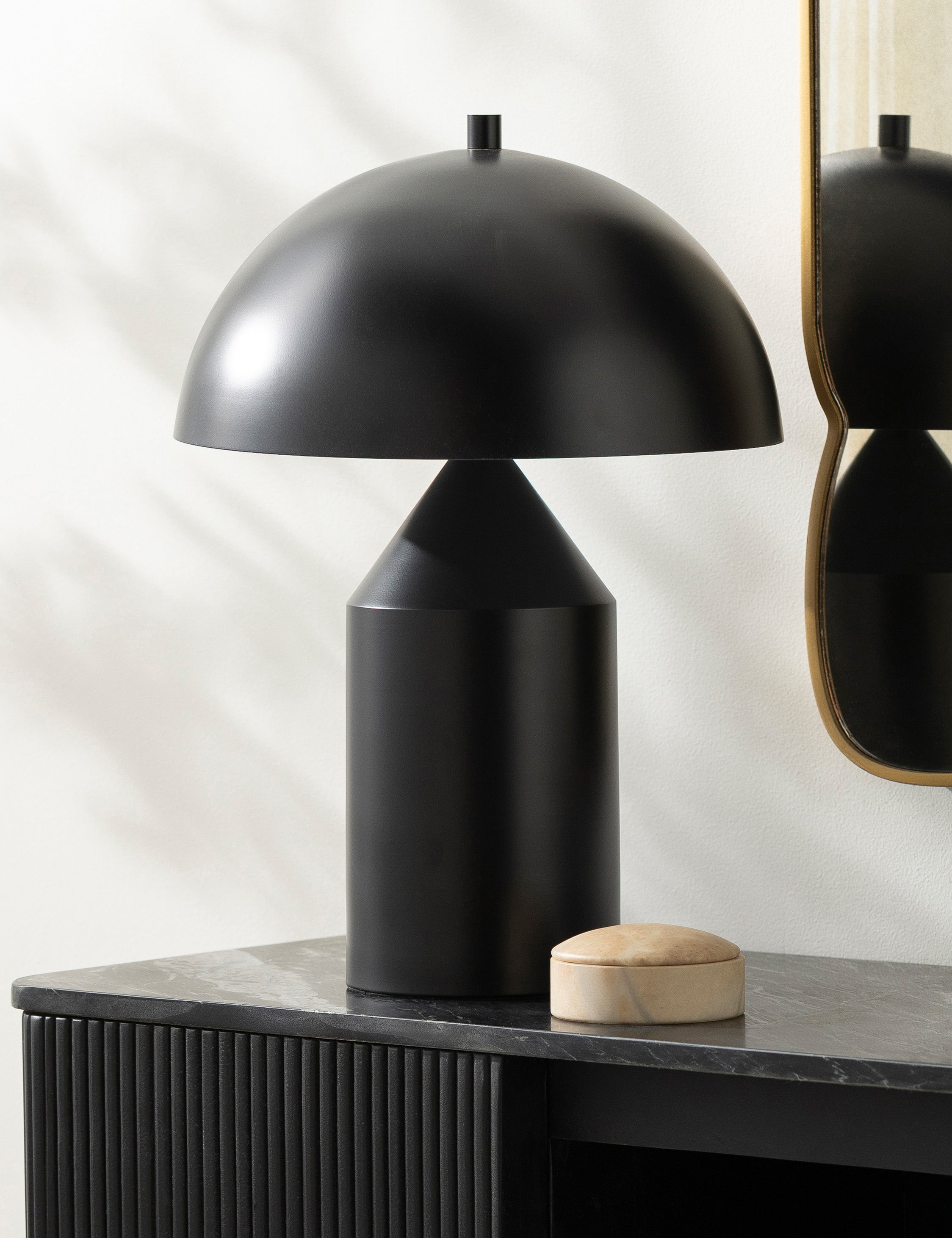 Ezri Table Lamp